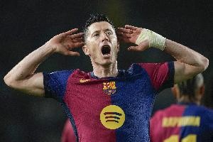 必发下载-弗里克：36岁莱万保持顶级水平靠身体素质&amp;极度自律 他就像C罗