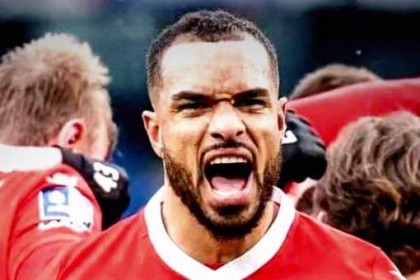 必发APP-升班马连续官宣！前长江外援福布斯加盟青岛海牛