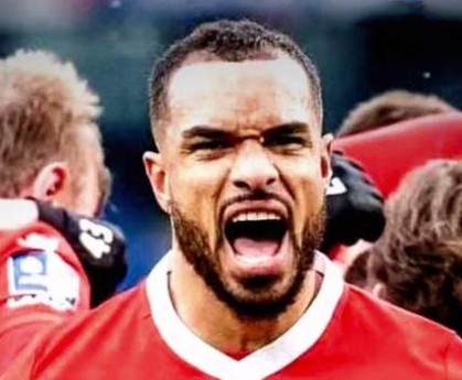 必发APP-升班马连续官宣！前长江外援福布斯加盟青岛海牛