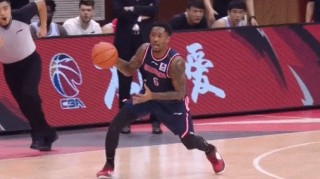 必发下载-马尚跟腱断裂赛季报销！广东三连冠之路蒙上阴影