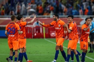 3战轰15球主场不败！泰山升至中超积分榜次席