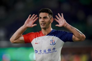 必发体育-让2追4申花极限翻盘 人员危机缓解力争亚冠开门红